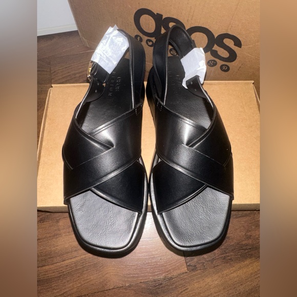 *BRAND NEW* ASOS black flat forms 9W US / 7W UK - Picture 3 of 4